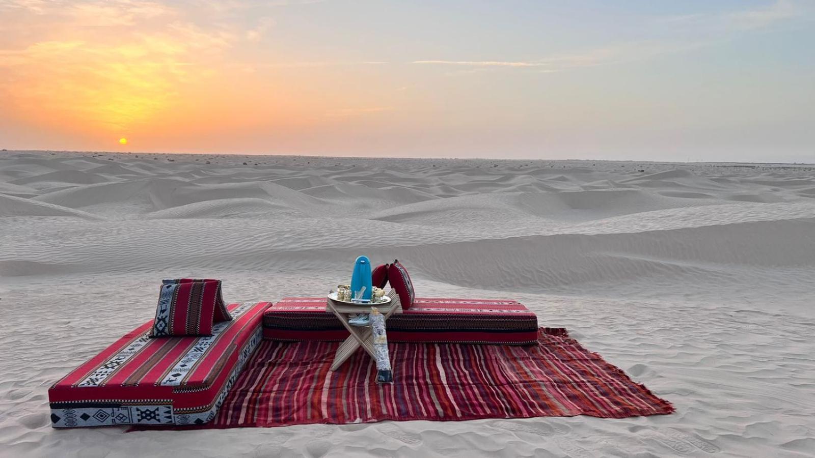 Luxury Camp Dunes Insolites Sabria Bagian luar foto