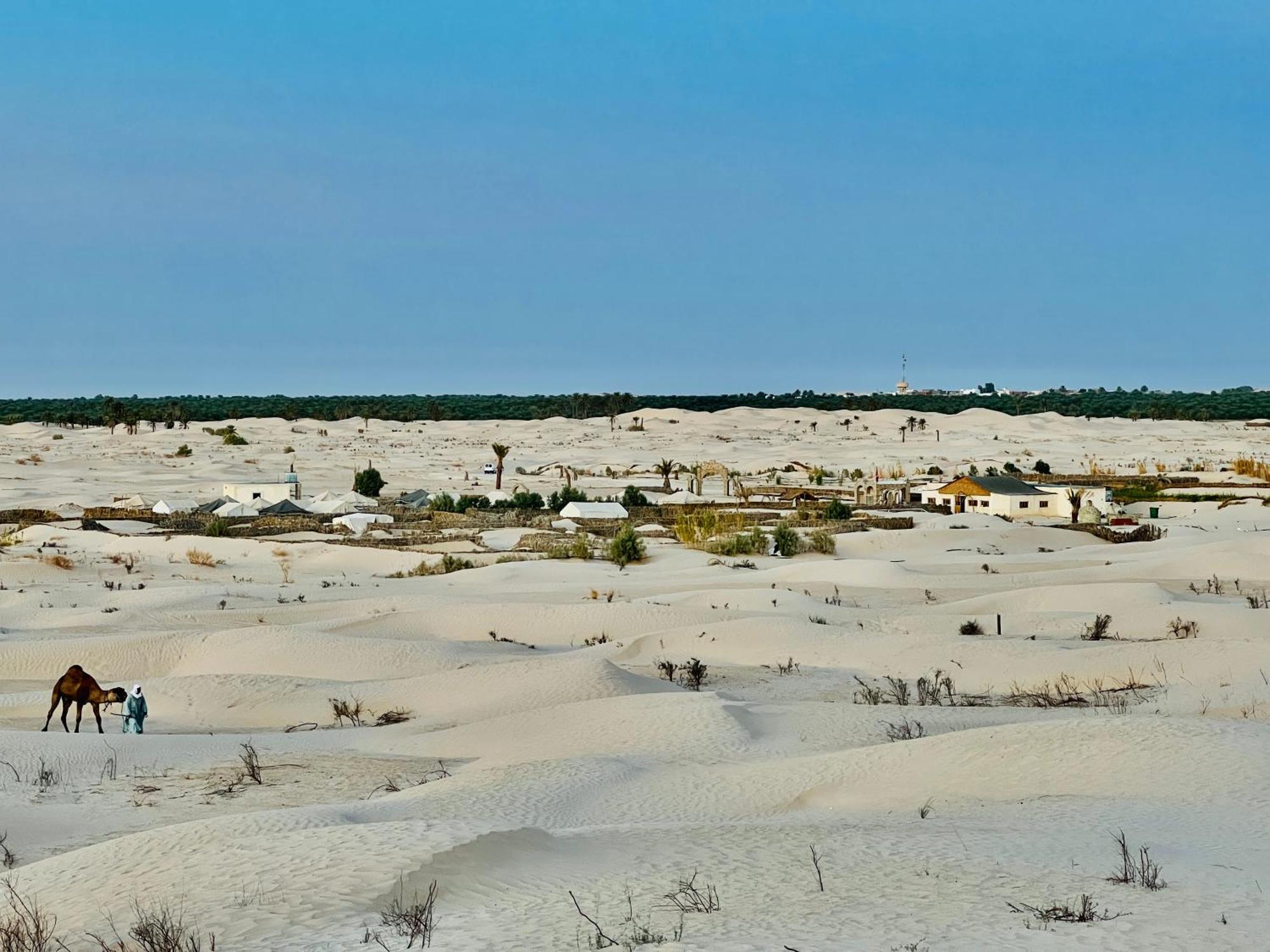 Luxury Camp Dunes Insolites Sabria Bagian luar foto